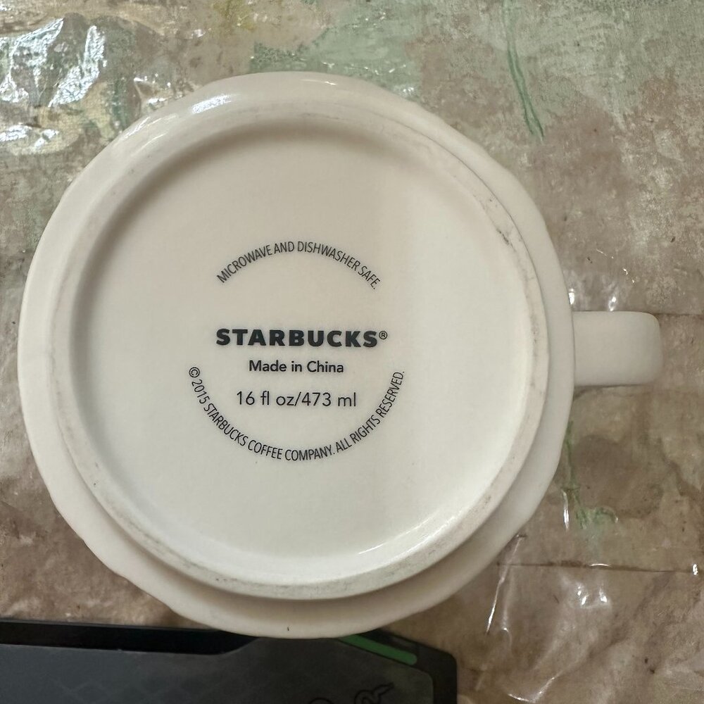 Starbucks Hong Kong Christmas 3D Green White Skyline Relief Ceramic Mug Cup 16oz - Picture 6 of 6